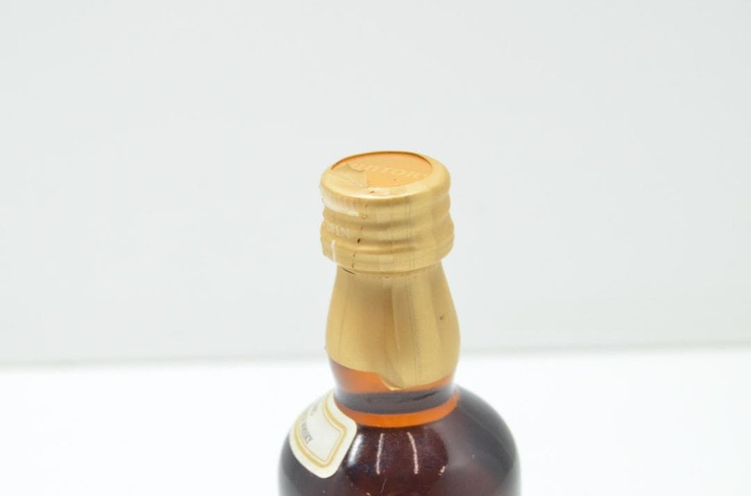 SUNTORY サントリー　山崎10年 シングルモルトウイスキー 50ml