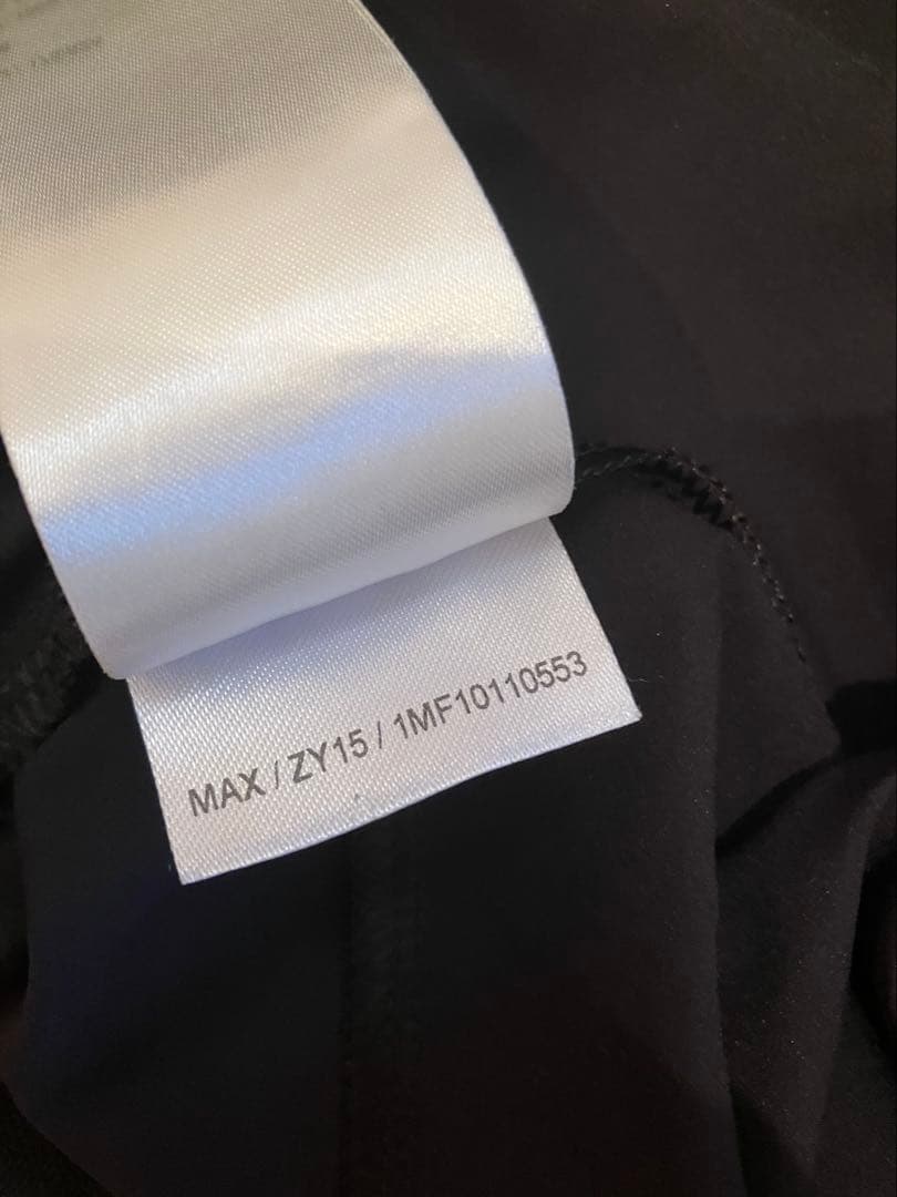 10月30日まで出品❗️【極美品】onコア　パンツ　ブラックM