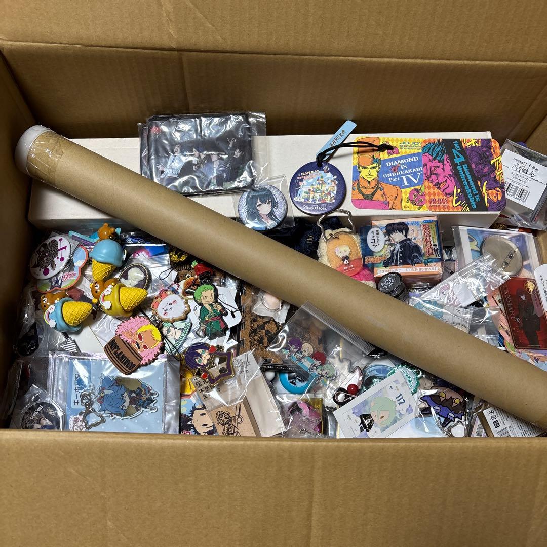 ノンジャンル グッズ アニメ アイドルなど まとめ売り 140サイズ 440点