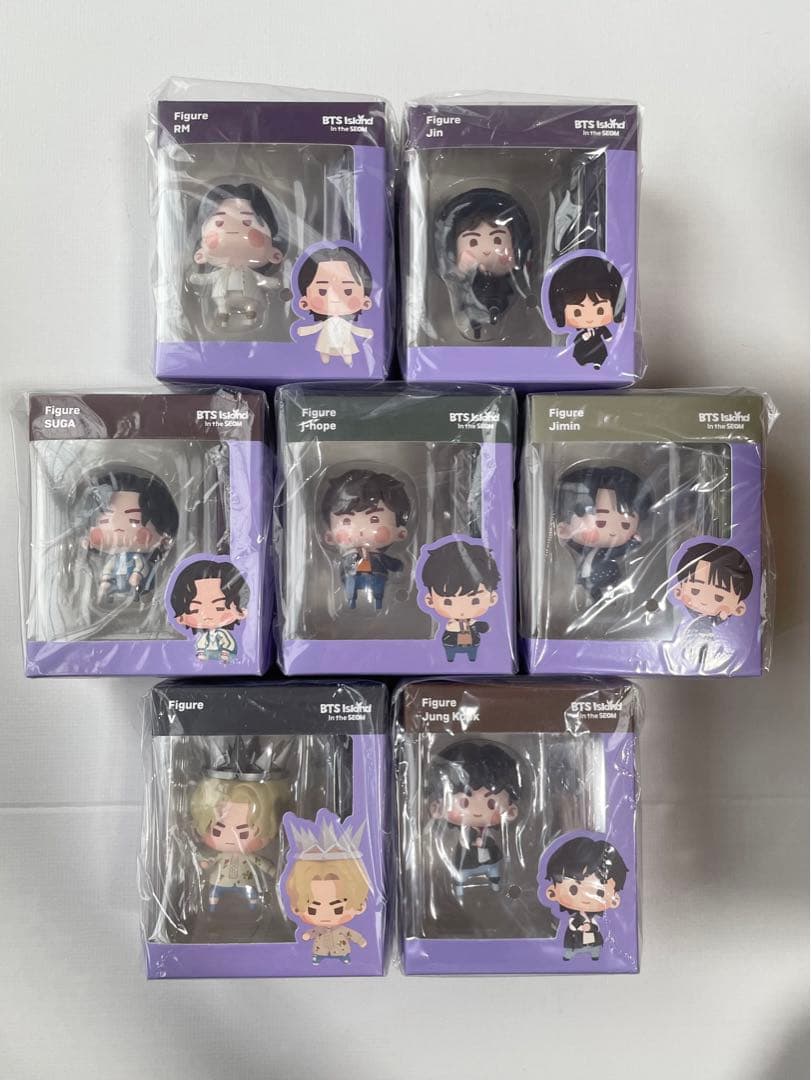 BTS  Figure V2 in the SEOM フィギュア