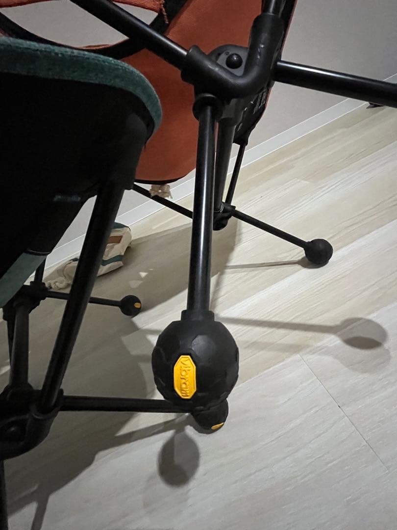 ヘリノックス コンフォートチェア2脚 ビブラムボール付