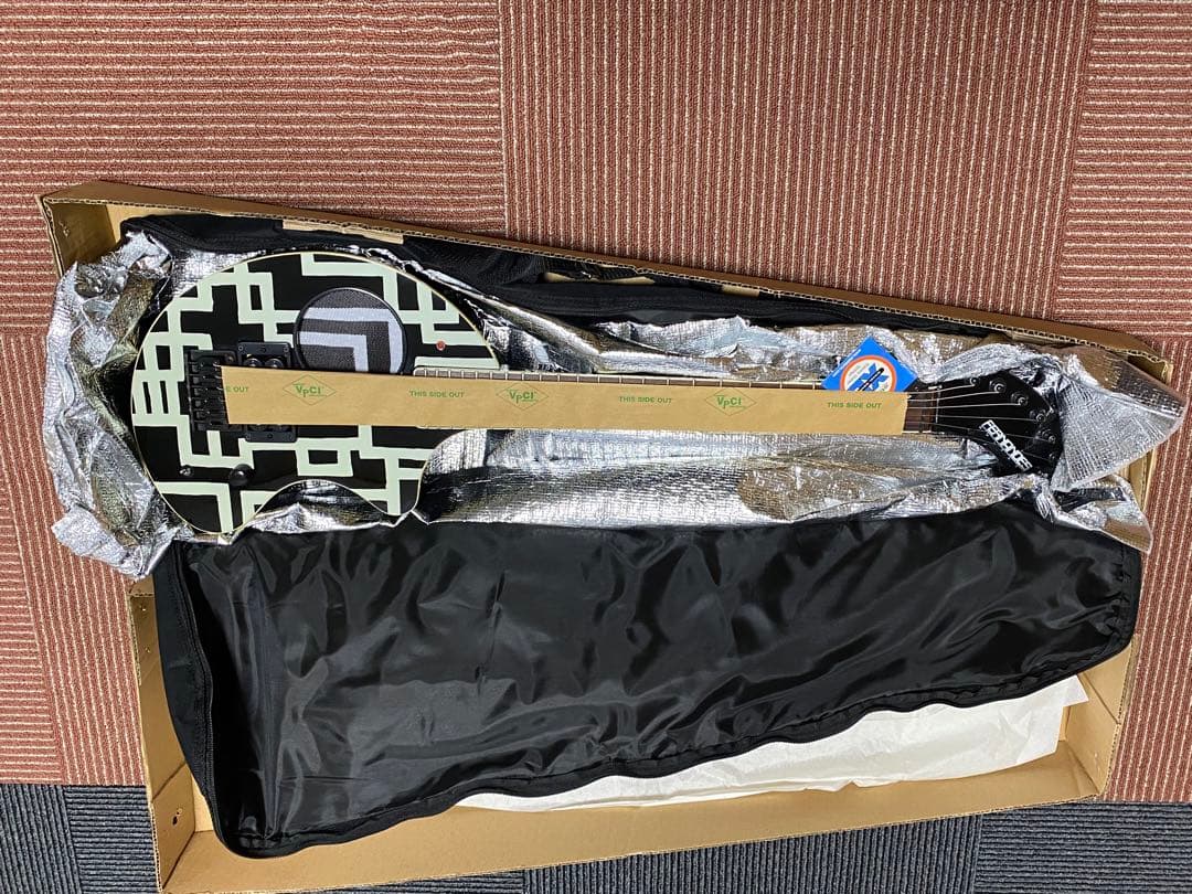 布袋寅泰　ZO-3 新品未使用