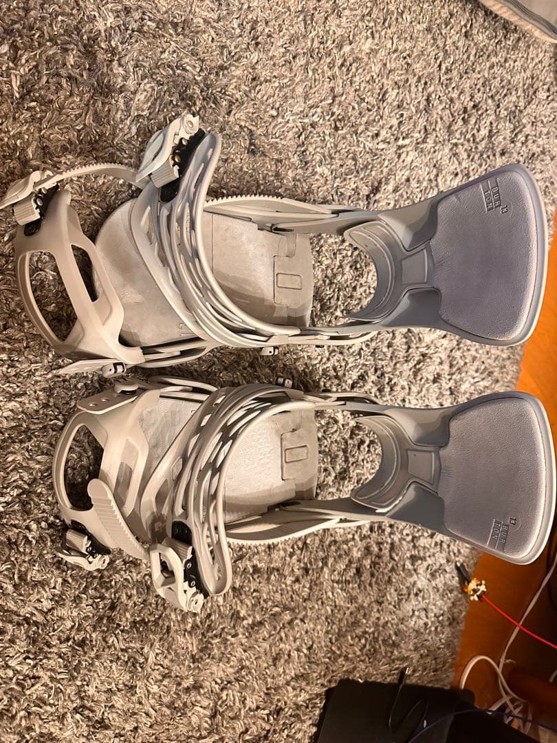 Burton カーテルx Mサイズ　ビンディング