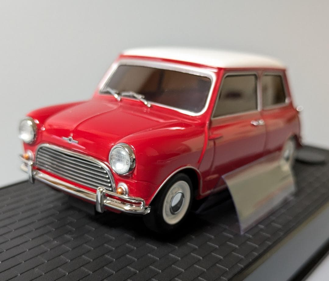 京商 MINI-Z Lit フィアット500 ホワイト(ミニクーパー レッド付)