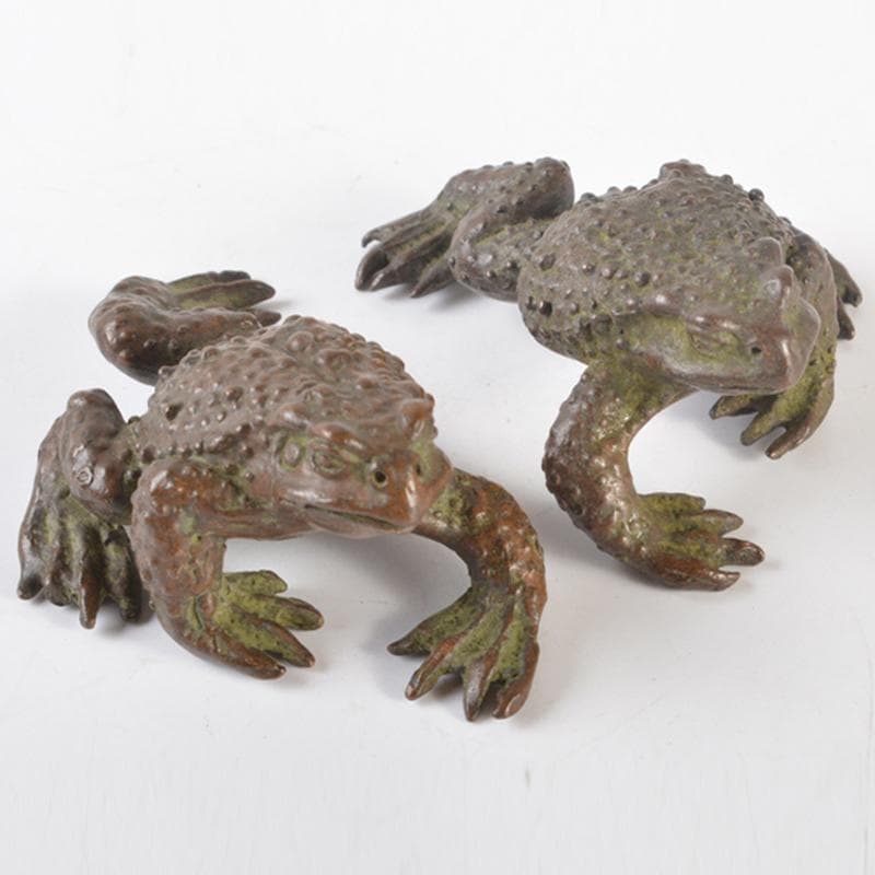 ブロンズ像　古銅　蛙　紙鎮　置物　一對　在銘　C　R6540E