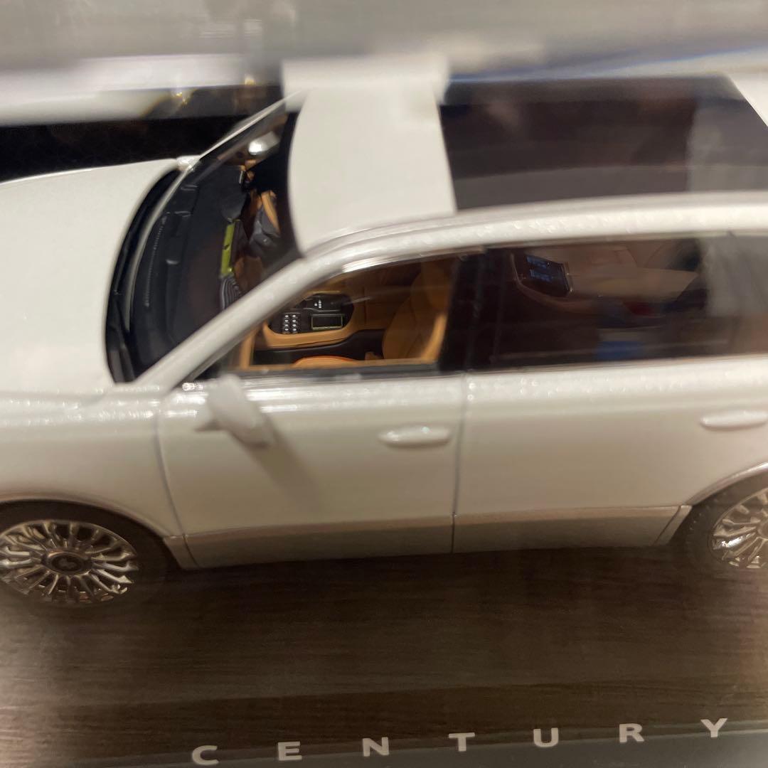 京商センチュリーSUV1/43ミニカー