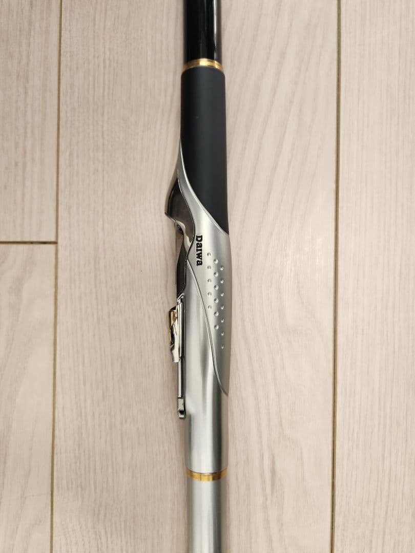 ダイワ トーナメント磯 剛剣 1.85-53