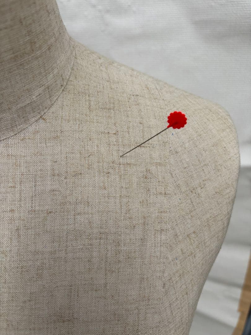 マネキン ボディ　トルソー　女性用 　HOSOKAWA製　ナチュラルカラ-