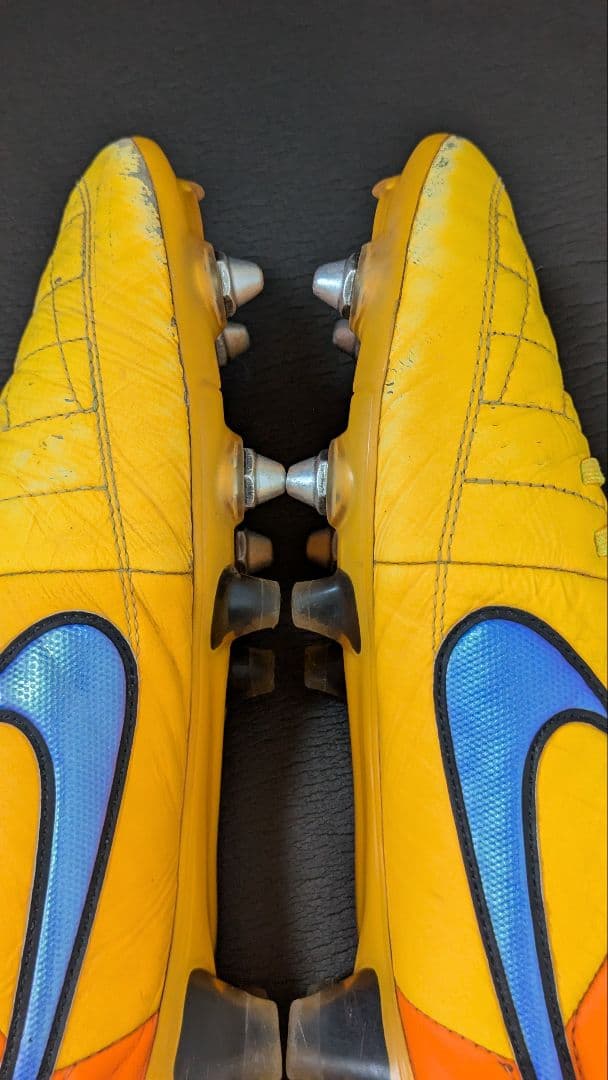 NIKE サッカースパイク ティエンポ レジェンド SG ナイキ　シューズ