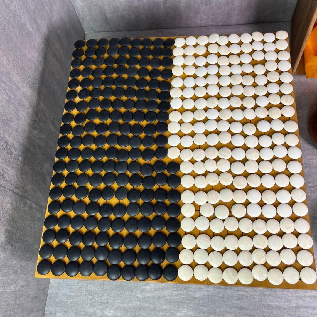 高級天然木 本榧 碁盤 ヘソあり 約5.6寸 蛤碁石 那智黒石 本カヤ 囲碁