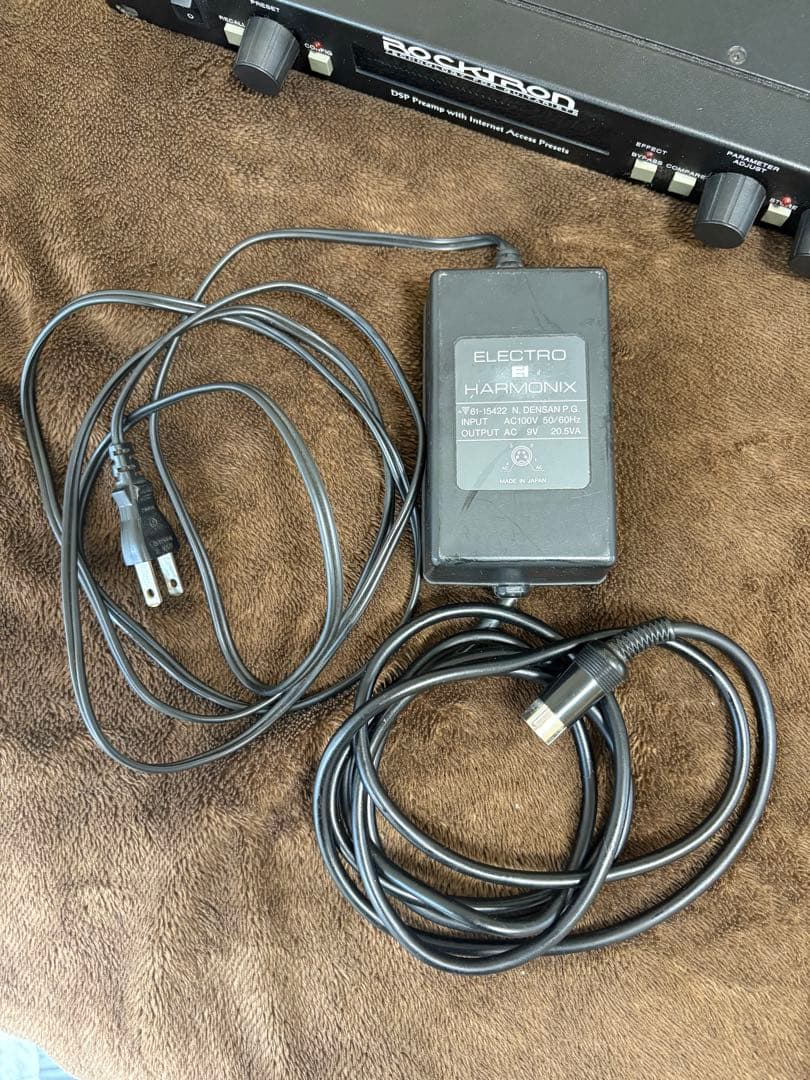 ロックトロン　voodu valve 真空管　プリアンプ　エフェクター　実働