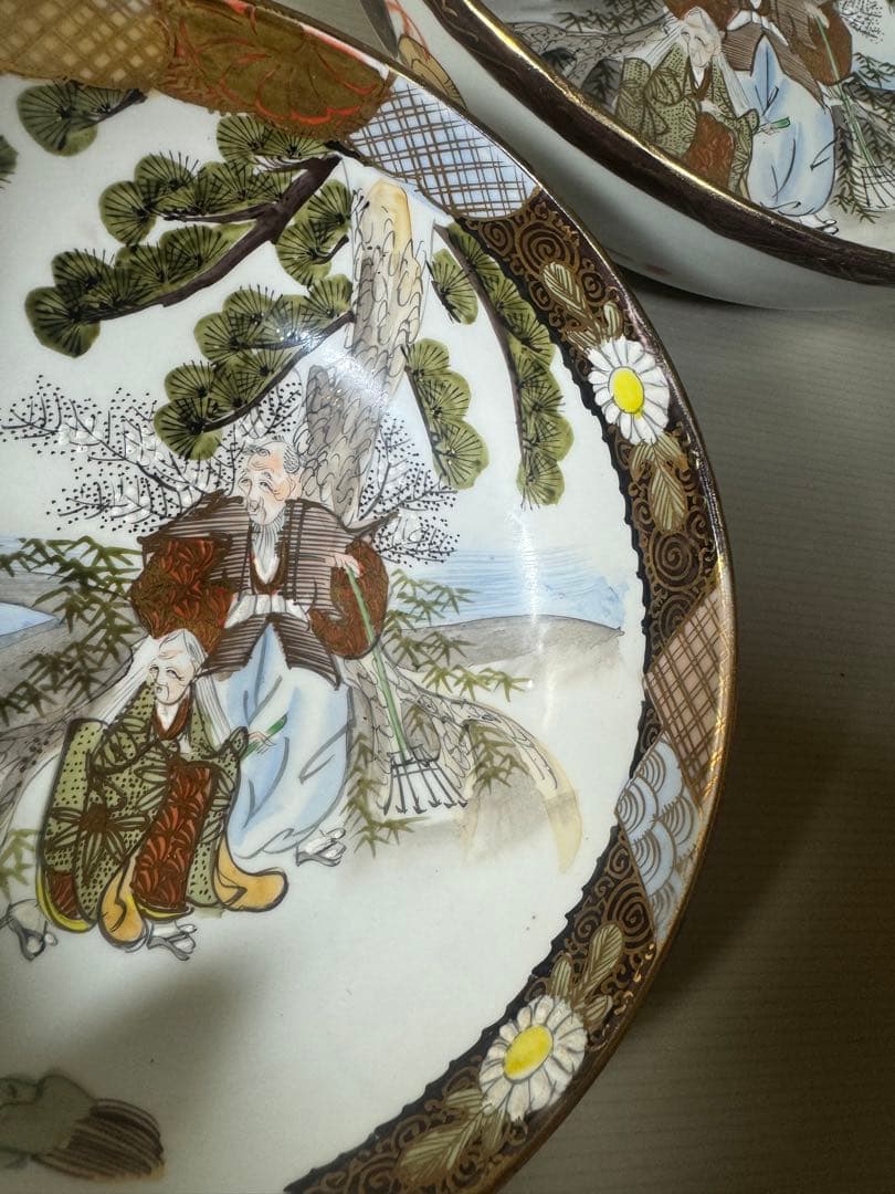 2428 九谷焼　金彩赤絵　人物翔鶴風景図　鉢　3客　時代物