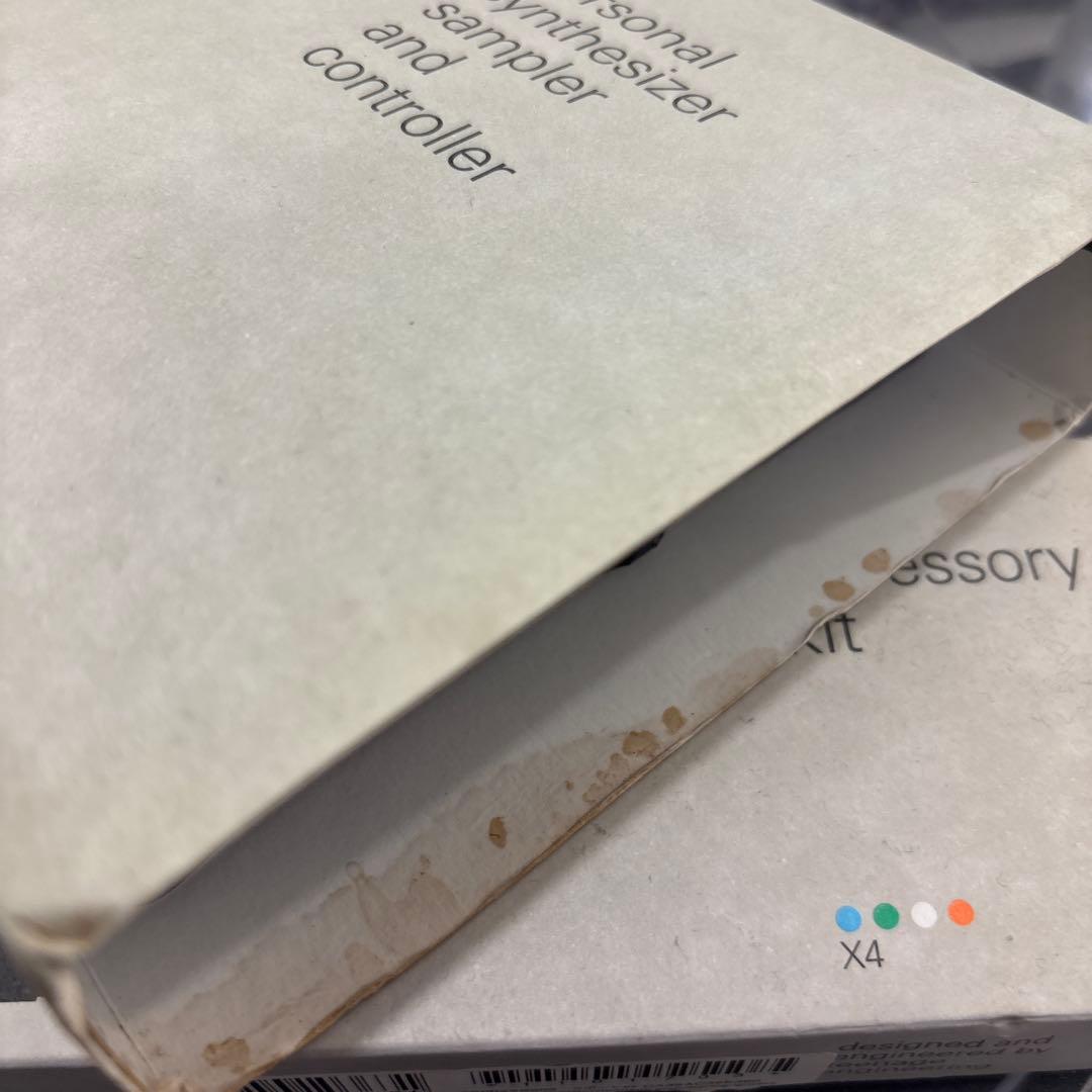 鍵盤楽器 Teenage Engineering OP-1