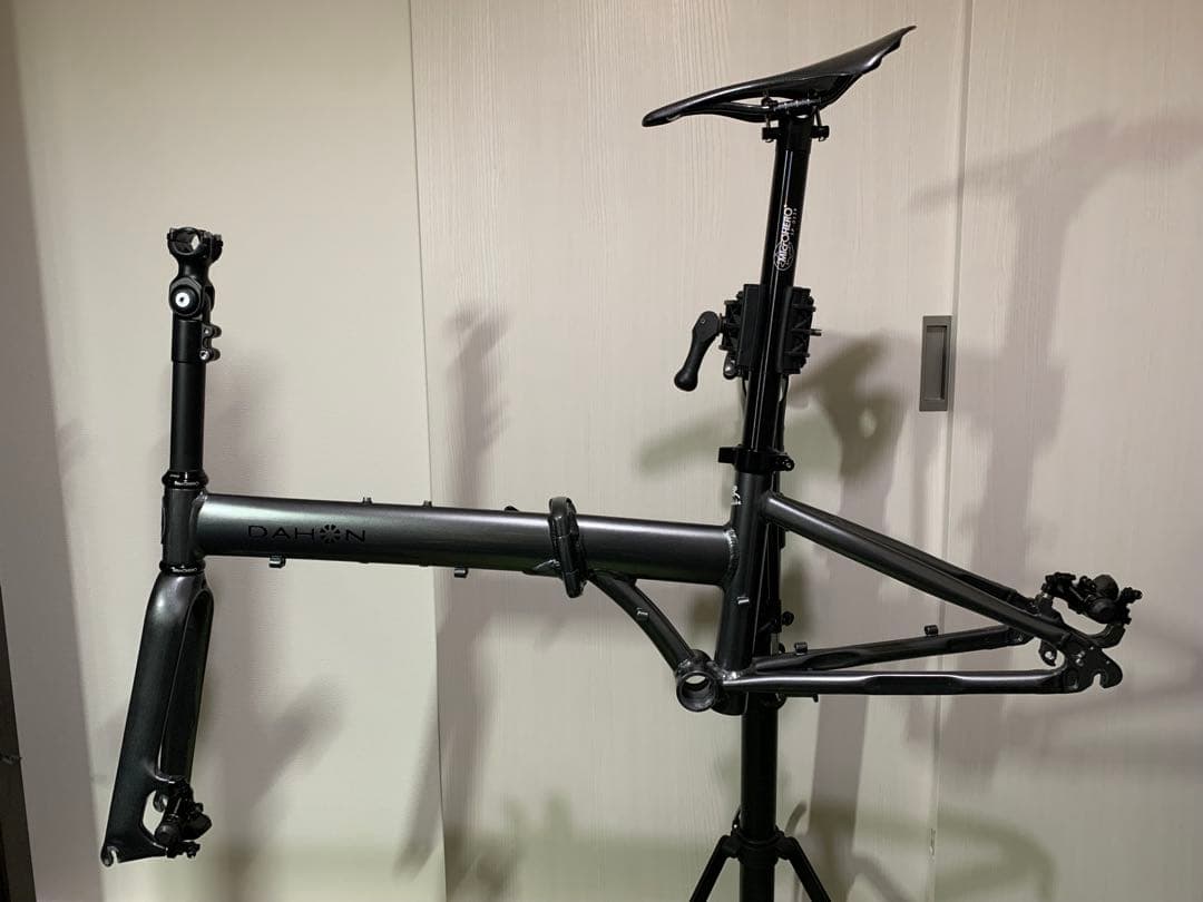 DAHON vitesse★リメイク★カーボンフォーク★軽量★ディスクブレーキ