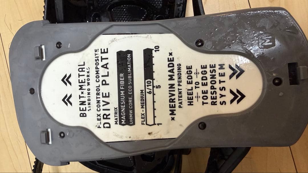 ベントメタル　スノーボード ビンディング トランスファーMサイズ　ジェイミーリン