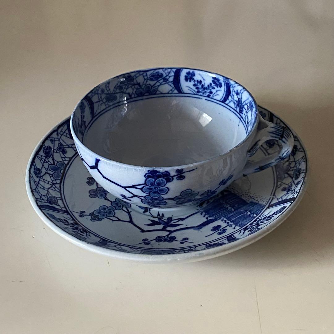 Creil et Montereau JAPONカップ&ソーサー