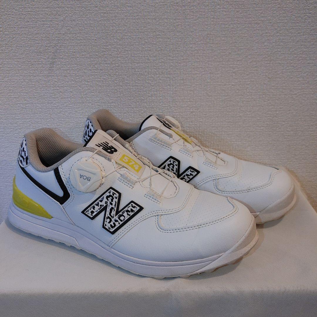 ニューバランス　ゴルフシューズ 23.5センチ　ホワイト　ダイヤル