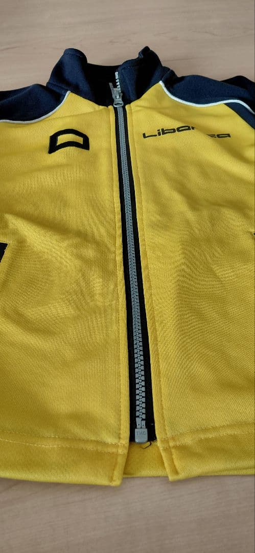 Liberta サッカーウェアとソックスセット　１１５センチ