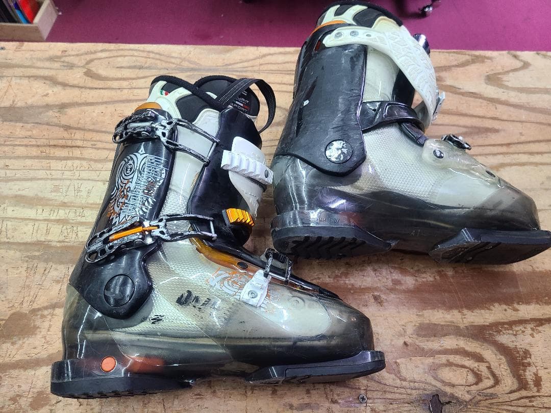 スキー 26-26.5cm DALBELLO Voodoo