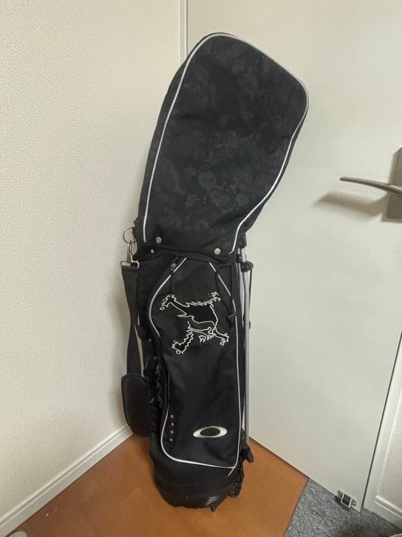 超レア　オークリー キャディバッグ REDLINE スタンドタイプ　6分割