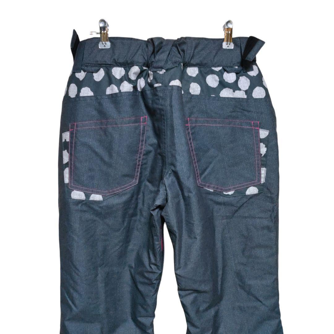 新品 ¥45,360 レディース スキーウェア/スノーボードウェア 上下セット