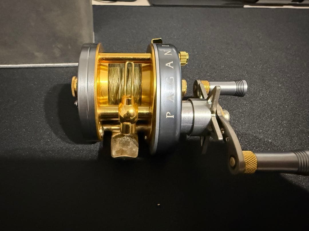 美品　メガバス　Pagani P200