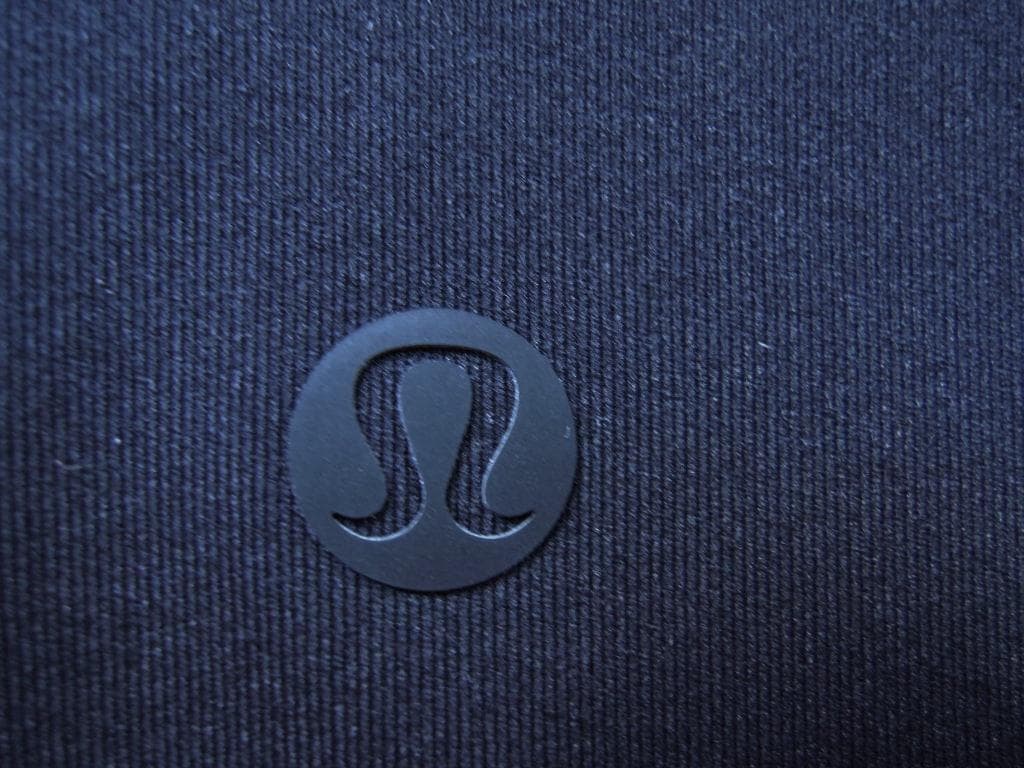 未使用1万5千円 ルルレモン 定番 ミッドライズ パンツ M アジアフィット