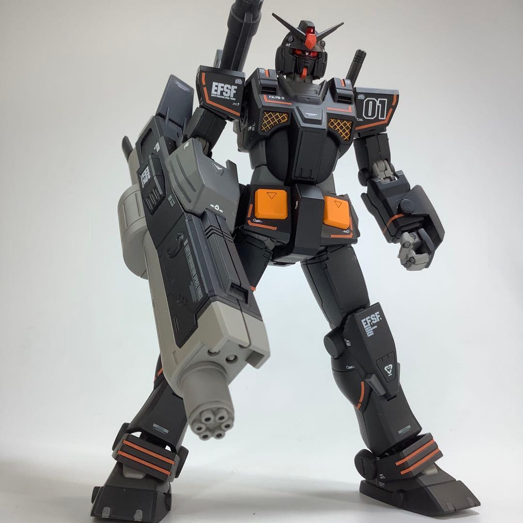 プレミアムバンダイ限定 HG FA-78-2 ヘビーガンダム　塗装済完成品