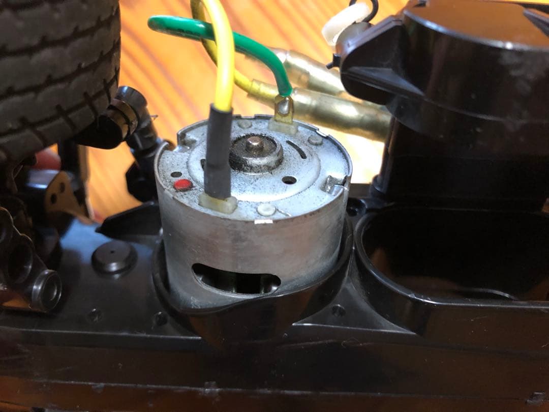 フタバ2PL-2.4Gプロポセット搭載、タミヤM05ミニクーパー赤