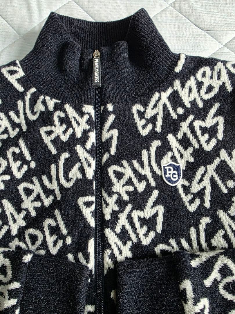 お値下げしました！美品パーリーゲイツ蓄熱裏地付きジップジャケット４