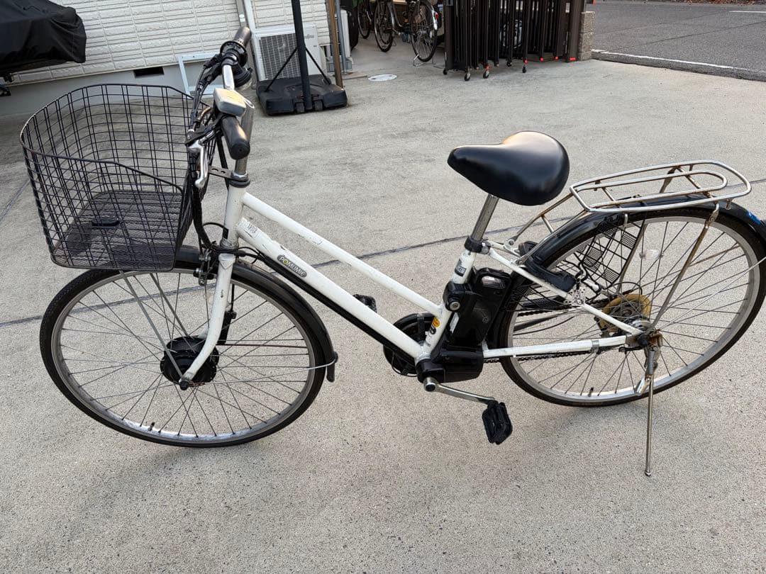 電動アシスト自転車 シティタイプ ホワイト
