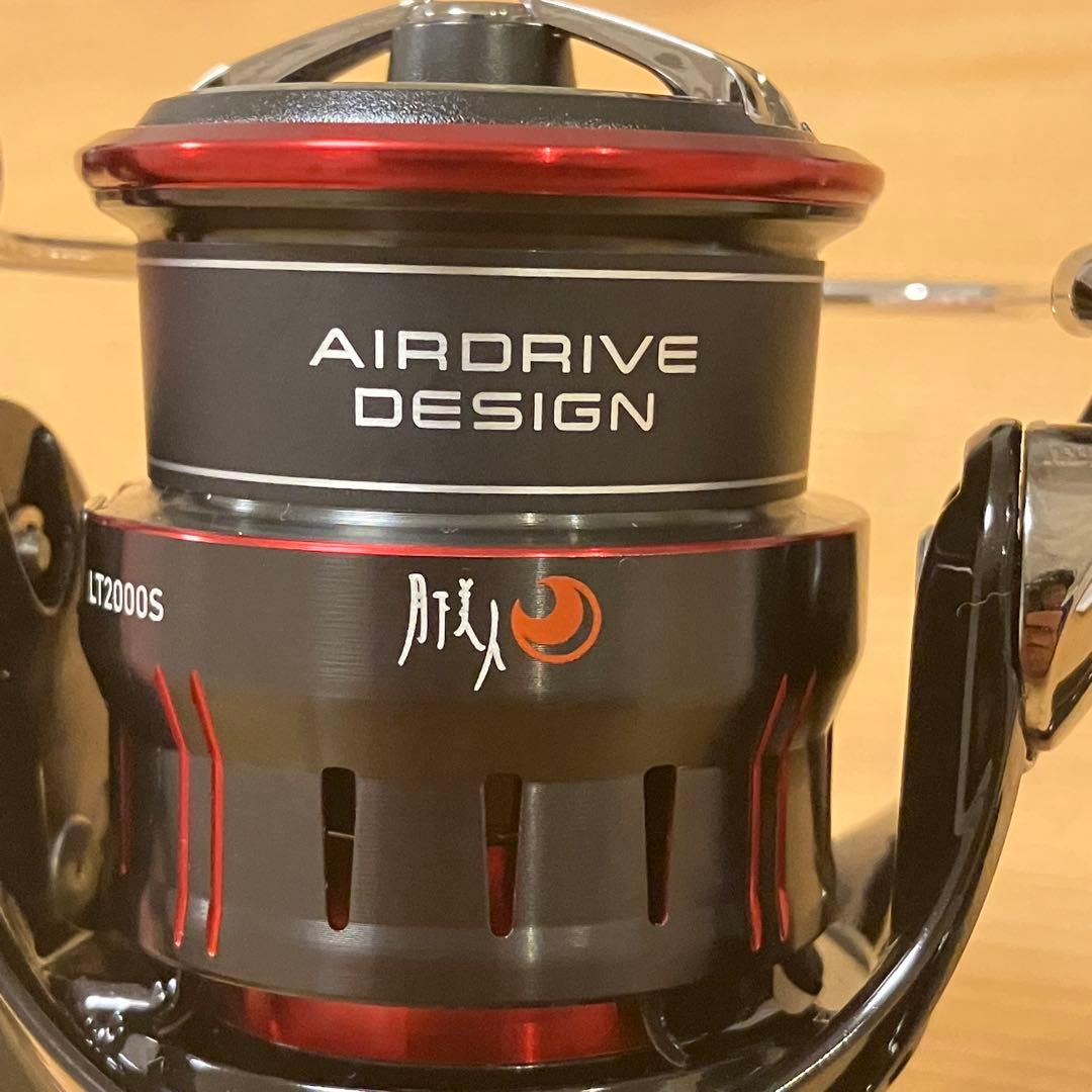 DAIWA 23 月下美人 LT2000S