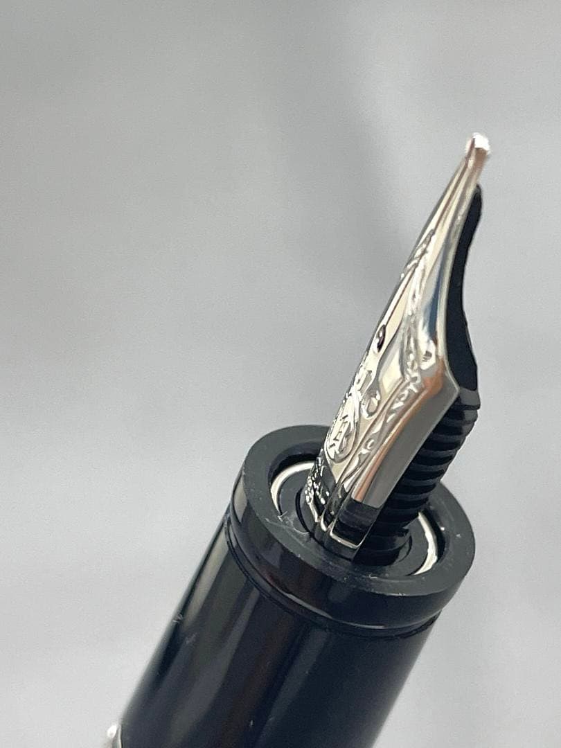 【未使用】MONTBLANCモンブラン 万年筆 ボエム M ノワール　オニキス