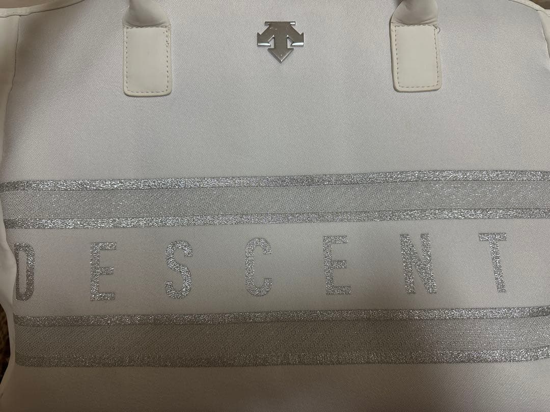 DESCENTE ホワイト ボストンバッグ