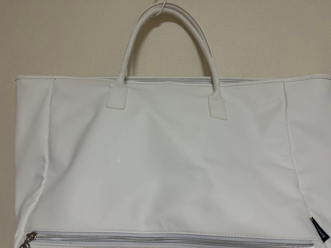 DESCENTE ホワイト ボストンバッグ