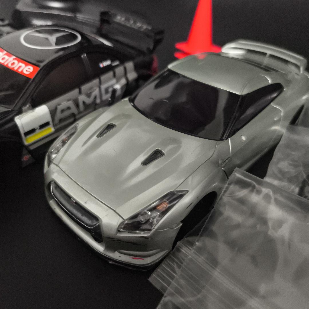 早いもの勝ち！ミニッツ　RWD　MR03　GTR　ベンツ　AMG