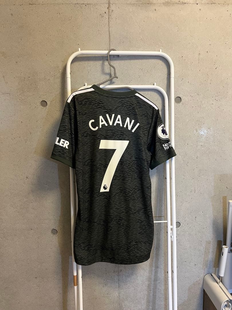 【正規品】マンチェスター・ユナイテッド 20/21 オーセンティック カバーニ