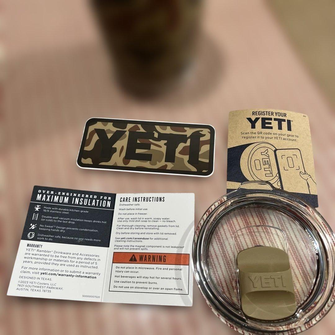 YETI Rambler 20 oz Tumbler 迷彩柄