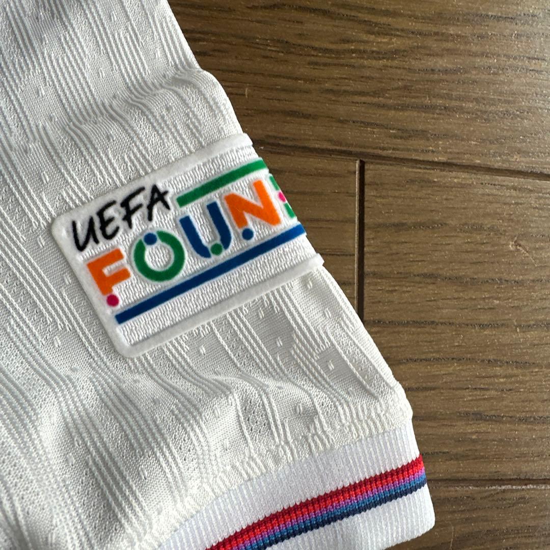 サッカーイングランド代表　ベリンガム選手