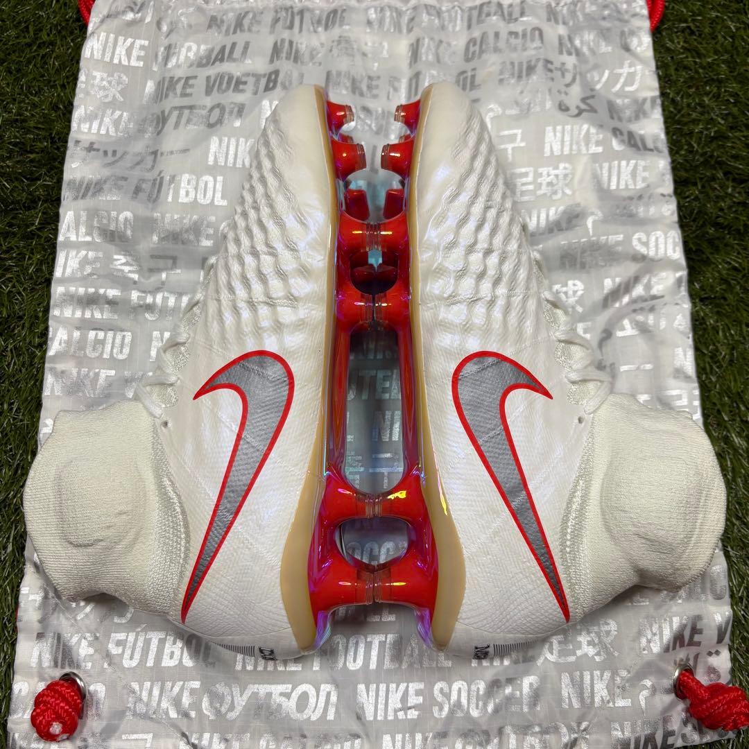 NIKE Magista Obra Ⅱ Elite DF FG