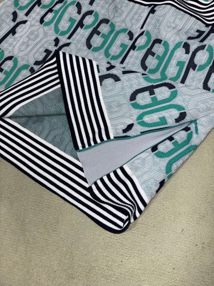 （新品）パーリーゲイツ、アモッサロゴ クサリ柄、ニットワンピース、サイズ0