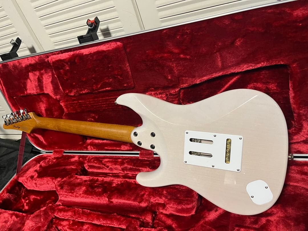 軽量個体3.3kg Ibanez Prestige AZ2204N -AWD