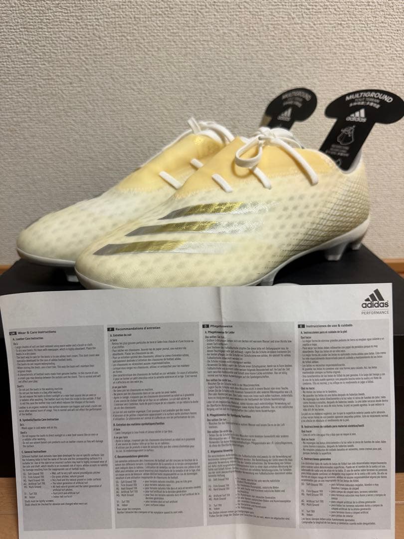 ★ adidas サッカーシューズ スパイク ★【ホワイト/イエロー/ゴールド】