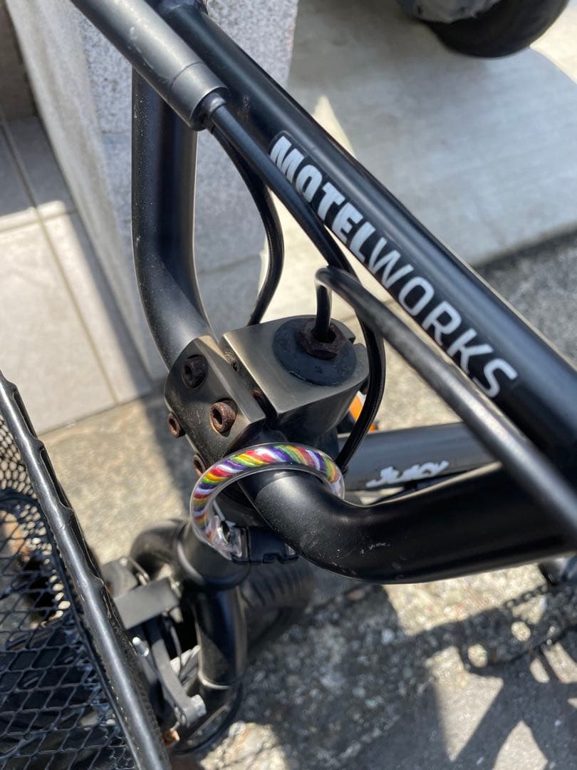 MOTELWORKSJUICY14インチキッズ　BMX ブラック バスケット付き