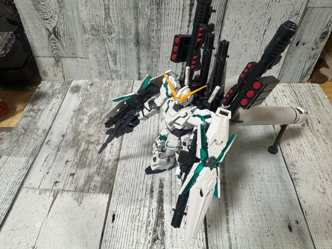 組み立て済み　ガンプラ　まとめ売り