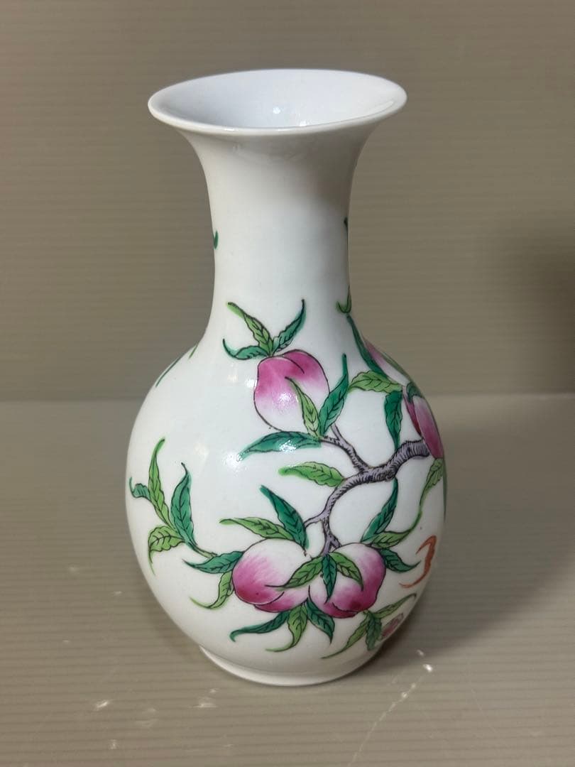 2615 中国骨董　乾隆年製銘　粉彩 桃の図 花入　時代物