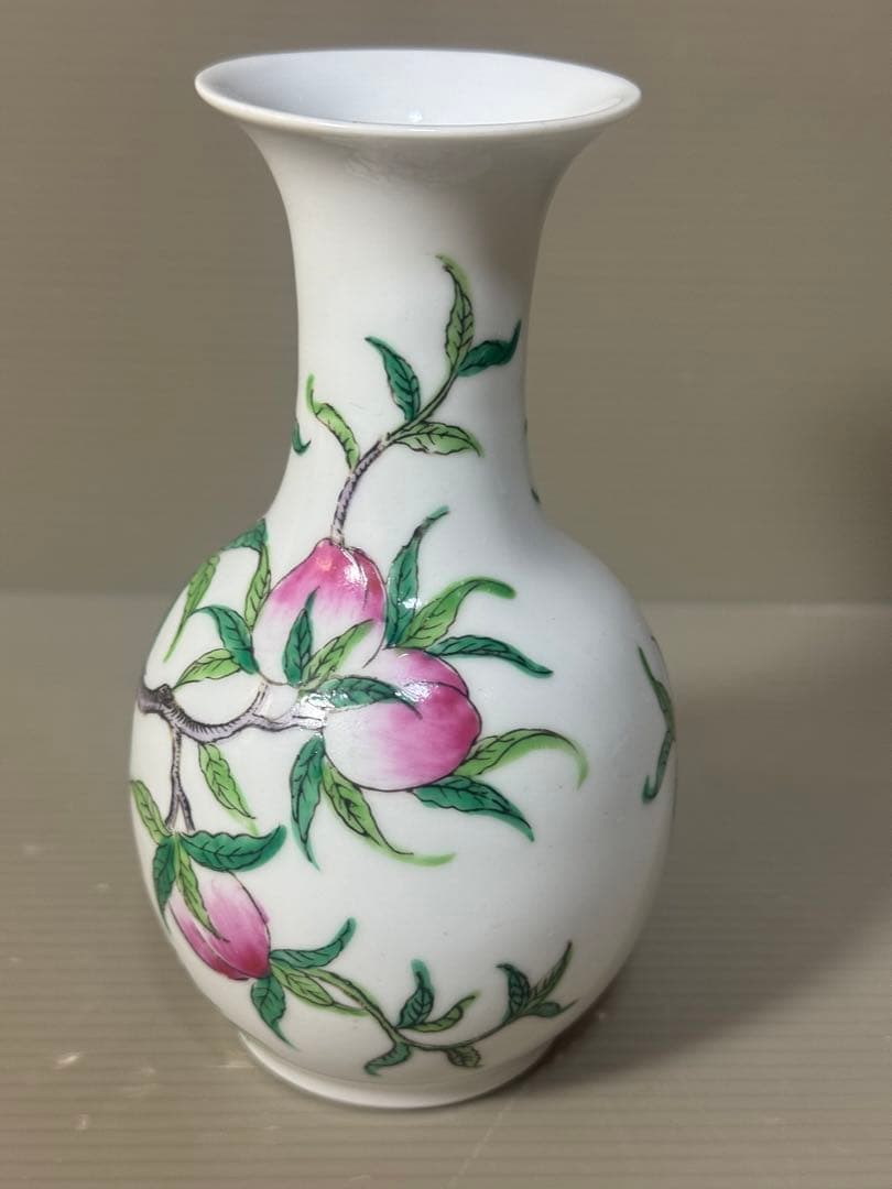 2615 中国骨董　乾隆年製銘　粉彩 桃の図 花入　時代物