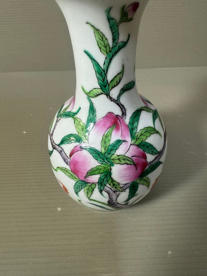 2615 中国骨董　乾隆年製銘　粉彩 桃の図 花入　時代物