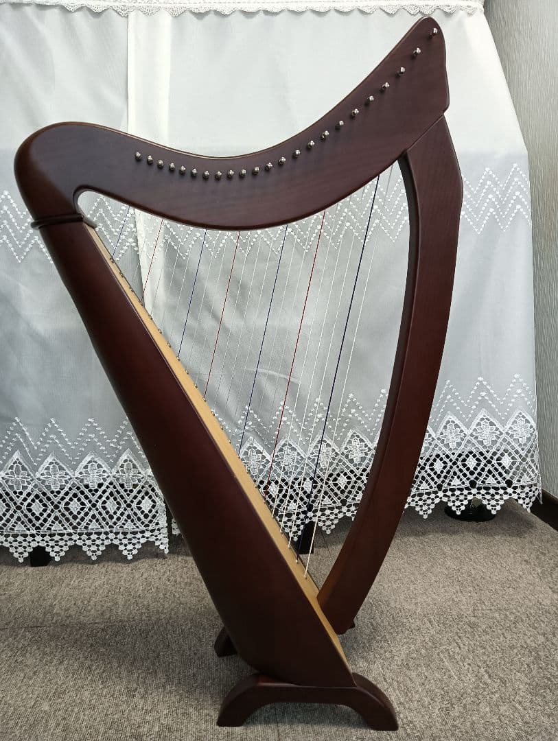 アイリッシュハープ（沙羅ハープ23弦）