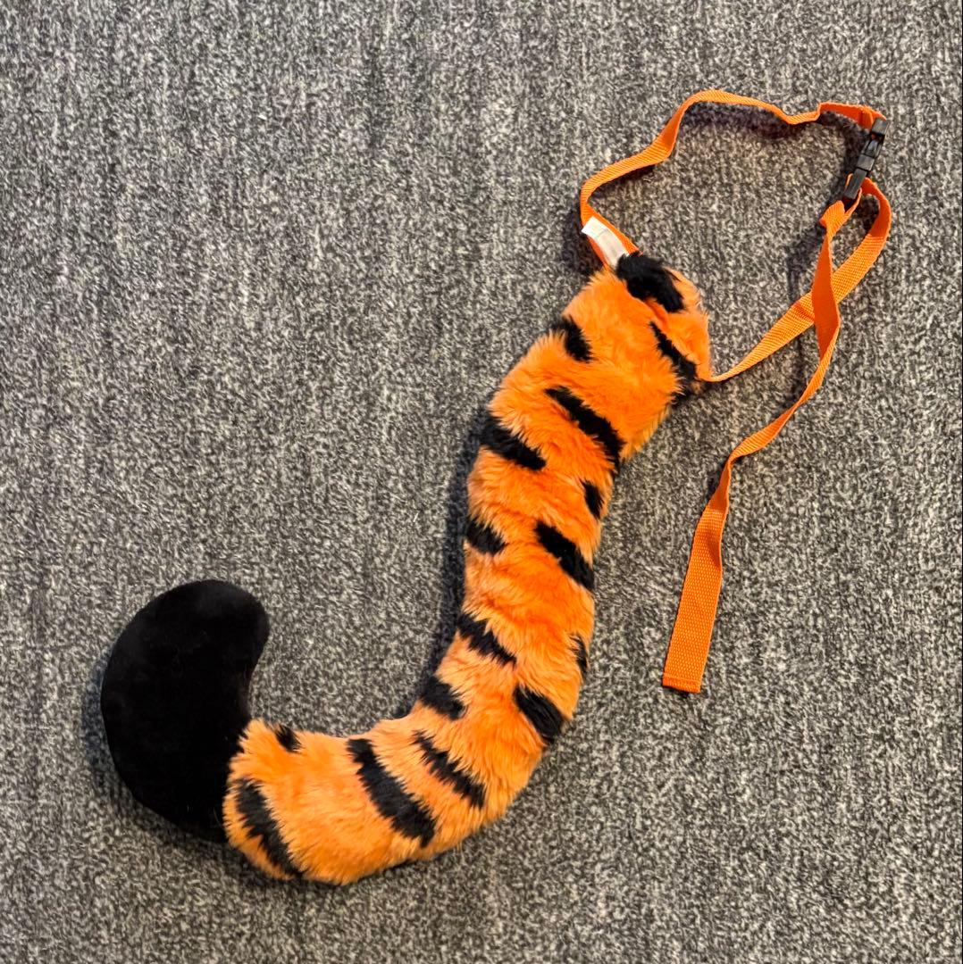 ディズニー　ティガー　ファンキャップ　マフラー しっぽ付き　レア